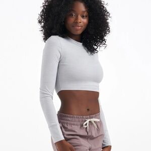 Vuori Long-Sleeve Lux Crop Tee